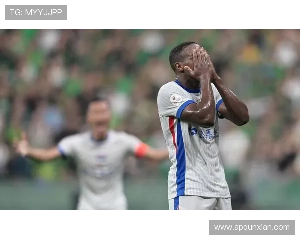 上海申花外援高效,进攻为何仍缺乏层次:战术体系与本土球员衔接问题显现 上海申花外援高效,进攻为何仍缺乏层次:战术体系与本土球员衔接问题显现